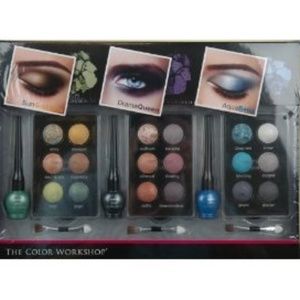 The Color Workshop Dazzling Eyes Makeup Set